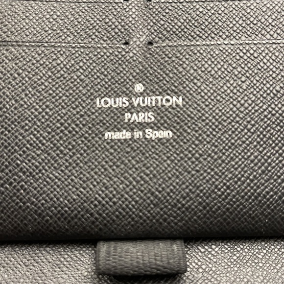 Louis Vuitton Zippy Organizer - Picture 5 of 12